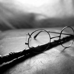 _mirywhelehan_'s profile picture. Harry potter|Potter head|platform 9/4| My hogwarts letter has just got lost in the post...|the cupboard under the stairs :)