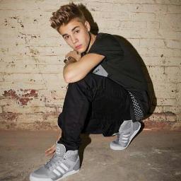Hi.I am Belieber since 2009 I will never forgote him.Once Belieber Forever Belieber .Never Say Never & Believe! Justin ly 33 & Beliebers follow me :D xoxo