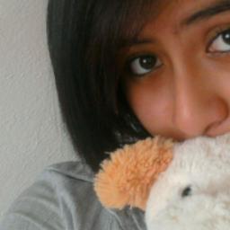 Amo el k-pop,  mi grupo favorito es Teen Top y adoro a mi Oppa Lee Min Ho 
Amo a 1D y soy directioner de corazón :3
