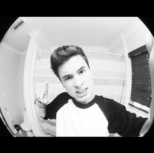 my names kian lawley , im 17 & i'm addicted to frozen yogurt [roleplayer]
