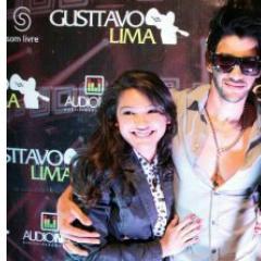 1° FC COM ESSE NOME Since:07/8/11 GL Seguiu:11/08/11 21:48Hrs  ''Não há distância que destrua um verdadeiro amor'' GL
             -Crislaine