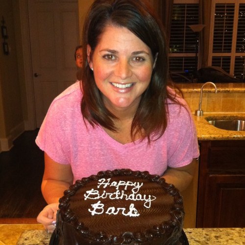 Soccer Mom of 2.  Lover of food, cooking and tennis. Best job ever @ Custom Culinary!