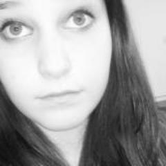 hey watsup i am allie i love niall horan, alexander ludwig and josh hutcherson FOLLOW ME!!! 3 ;)
