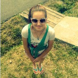 Hi :) I'm 14 years. I’m from Narnia=Slovakia, I’m #Directioner and #ℒi††ℓℯ ℳℴηѕ†ℯя :3 :) FOREWER ! ℱℴℓℓℴω me and I ℱℴℓℓℴω back ! :)  Thanks :)
