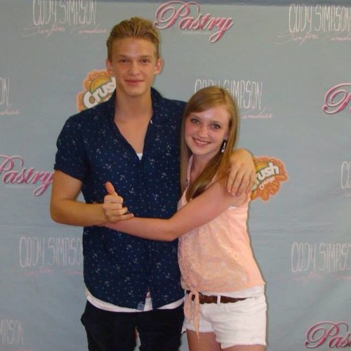 Just a normal girl who loves Cody Simpson. 7-13-13 the day I met the guy who means the world to me.