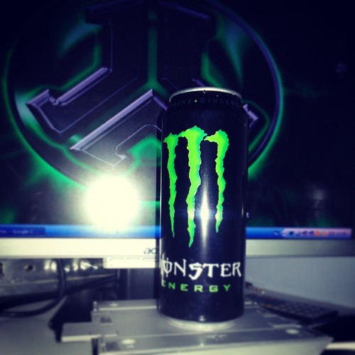 RT's of almost all hardstyle dj's and ofcourse the hardstyle fanatics