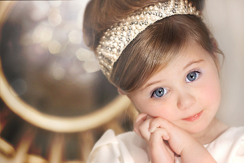 : يَ ربّ فآجئني بفرحہ آحلم بهآ وَ أريدهآ مِن كل قلبي♡..