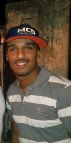 ♬ ♫♪ ♬ |̲̅̅●̲̅̅|̲̅̅=̲̅̅|̅●̲̅̅| ♬ ♪♫ ♬  levo a vida no ritmo do meu som ...