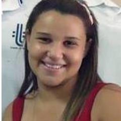 15 aninhos, vascaína,escorpiana,estudante,adoro fazer resenhas nas horas vagas e amo fazer amizades novas...follow-me?