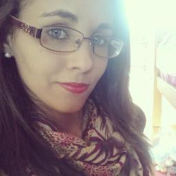 Escrever me conforta, admiro a simplicidade das pessoas. Deus é o motivo da minha felicidade diária. Visite: http://t.co/ynxdyH43Rd