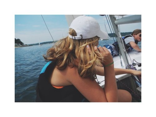 LittlePinkWhale's profile picture. I wear little pink whales like it's my job and I sail and make it everyones business