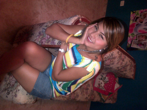 Tengo la razon x seguir adelante y es mi hija.. Te Amo bb♥