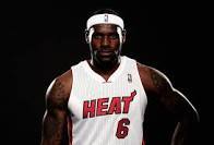 LOVE SNEAKERS,LOVE LIFE,LOVE MUSIC,LOVE SPORTS FOLLOW ME ILL KEEP U UPDATED WITH EVERYTHING :)