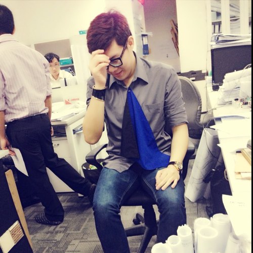 actblurlivelong's profile picture. 