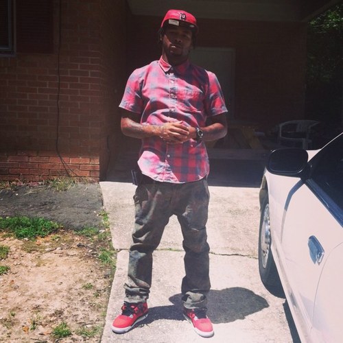 B.more born N.C raised been getn money since my young days. All i know is go hard for the paper. Fuck a hater n any one who dis like who i am.