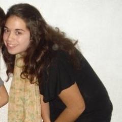 Dueña del sitio web: https://t.co/WsUvTW1QTJ, soltera pero con seis novios, y me gusta mucho la joda.