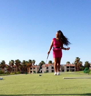 Conquering boys, business & (golf) balls. In heels.
#HitBallsWearHeels