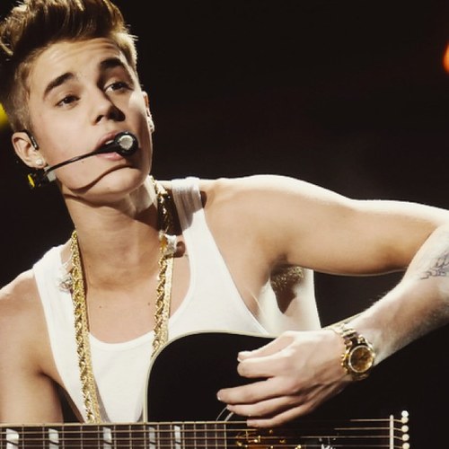 •We are not friends. we arent enemies.We are strangers with some memories•
Justin Drew Bieber