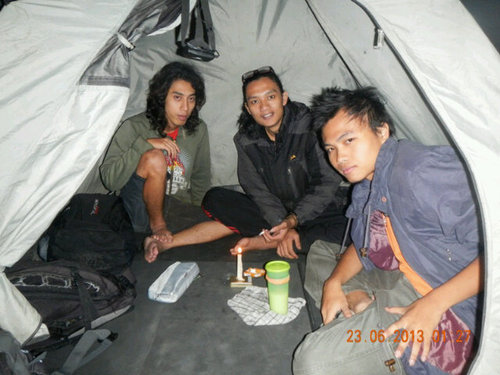 a7xfirefly's profile picture. talk less.... do more....