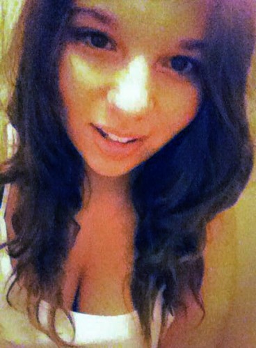 hi my names Katrina, I love sports and creative arts c; and I hate spoiled little rats :@