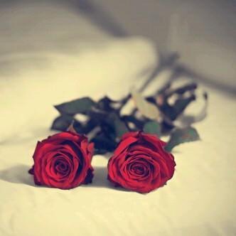 • ٱلعنود ، عمريي 21 ومن بوظبي ..  / ٱحب ٱلرومنسيہ ٱلبحتہ و ٱلسھرات ، ٱللي يبٱني يسوي فولو