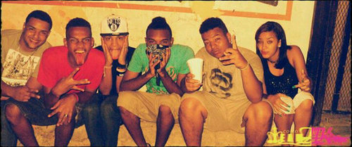 CoroTeam_HK's profile picture. C0ntr0land0 ' Este Twiitter ' @tuflakaswagger ♥..   Antes dE Criiticarn0s intenten superarn0s .I.  TEAm ' HK , la PAra tuya ;). Ah0ra beniim0 c0n Rang0 eh :D