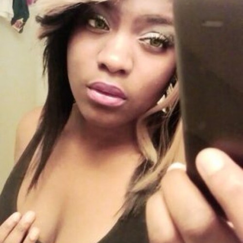 YES IM A LESBO

I love BAD BITCHES what can i say
