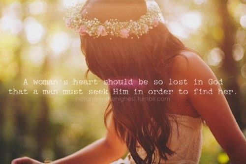 Make it a goal that when a guy looks at you, he will see the light of Christ in your eyes and the radiance of your smile ♥