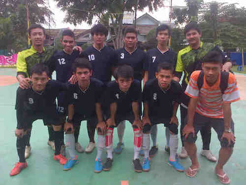 Futsal It's not just a game !! #TogetherWeStrong #DjingananYukk                                Selalu Ingat ILMU PADI