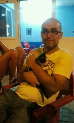 gatuno1975's profile picture. Igual de curioso que mi familia gatuna.