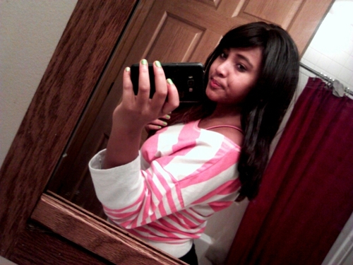 hay beautifuls how u doing I'm 13 funny sweet have a big heart so follow me and I follow u okay have a nice day  :-)