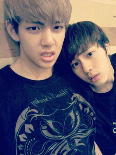 Hyeシ .. 14y/o bini kepade @INFINITELKIM ●▽●♚ i'm only one ! =3 Instagram : izzah_hazwani