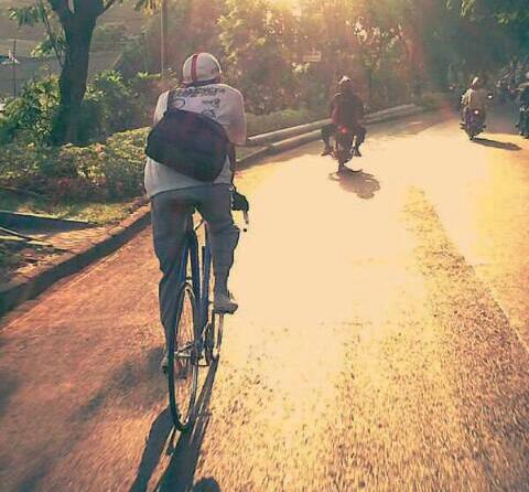 | buku | seni | mekanis | traveller | simple | silly |    | save the KlassiK one |
