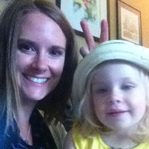 Mom of two, wife and high school English/French language teacher interested in student leadership and integration of newcomer and international students.