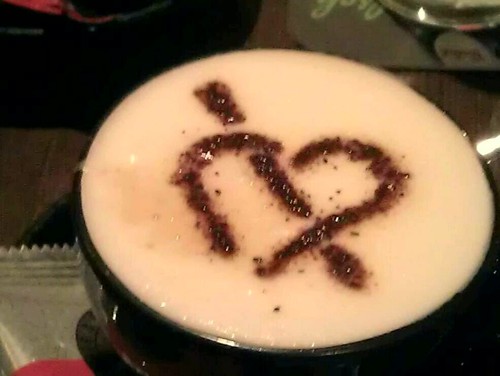 yvonneb09's profile picture. 