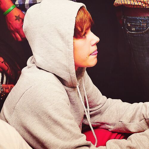 XVI. Parte de mi sueño cumplido. Kidrauhl. Laura. Sara.