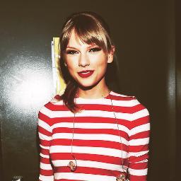 Be Fearless,Be Brave enough to Speak Now and Live In Red ♥  I Love   the rainy days and Music is my theraphy.