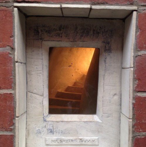 jaynieb196's profile picture. Raised by wolves, governed by fools, likes cake and the Labour Party