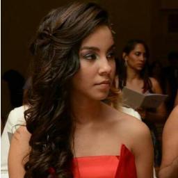 # Sou como vidro,posso ser despedaçado facilmente mas tambem sei ferir...#