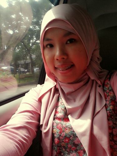 noifebri's profile picture. FKG UI 09,  dentist :-)