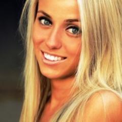 AnnSm1rnova's profile picture. 