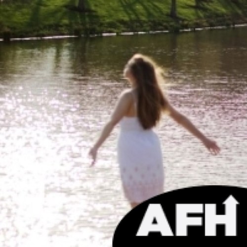 Singing2theLord's profile picture. 17. Singing is my passion. #AllForHim #LoveAllServeAll #SetFree 
Direct Message me if you need advice, prayer, or just someone to talk to.