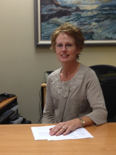 Assists with divorce planning, legal documents, support and facilitation services to help make the divorce process peaceful.