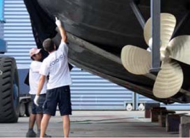 Reparació i manteniment de vaixells a Arenys de Mar (Repair & Refit)
Mataró Marina BARCELONA per a grans eslores (Port de Mataró)