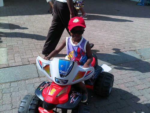 UyandaDee's profile picture. You'll find me every where you go, I promise.