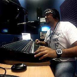Locutor del @1077Fuego y @Corazon973 - amante de lo sencillo.