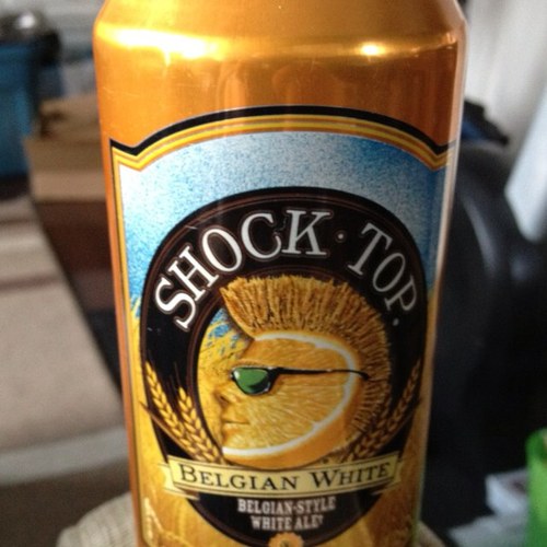 wBENDERw's profile picture. A father who plays games / Loves family + food + Proud Canadian, here for the parasocial behavior lol