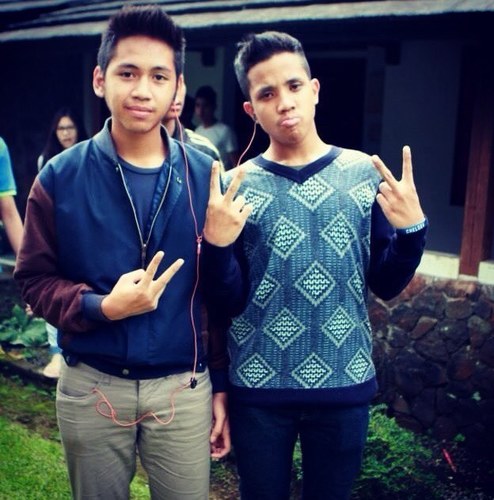 You'll Never Walk Alone                                                                                             Instagram = Rizkeydut
http://t.co/LDAPAOgw2R