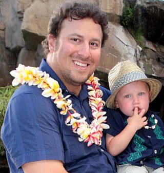 jstnhbell's profile picture. 40ish USC grad (2001 English/International Relations). Adjunct English professor at Bakersfield College. Married. Father. Poet. Star Wars Fanboy and Geek.