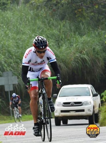 Triatleta en formaciòn. El dolor es mental